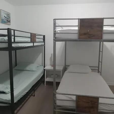 Hostel Beds & Sheets Fll Airport Dania Beach Exterior photo