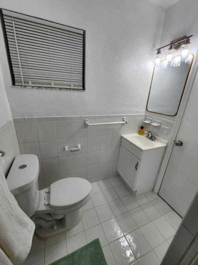 Beds & Sheets Fll Airport Dania Beach